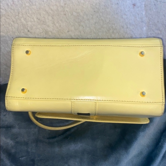 Authentic   GIANNI VERSACE VINTAGE LEATHER TOP HANDLE BAG - Picture 9 of 13